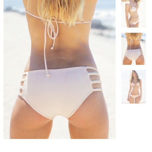 Tori Praver shyla bikini bottoms in naked - Picture 6 of 6