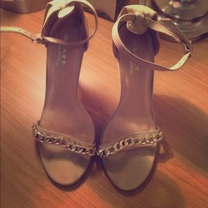 Nude heels