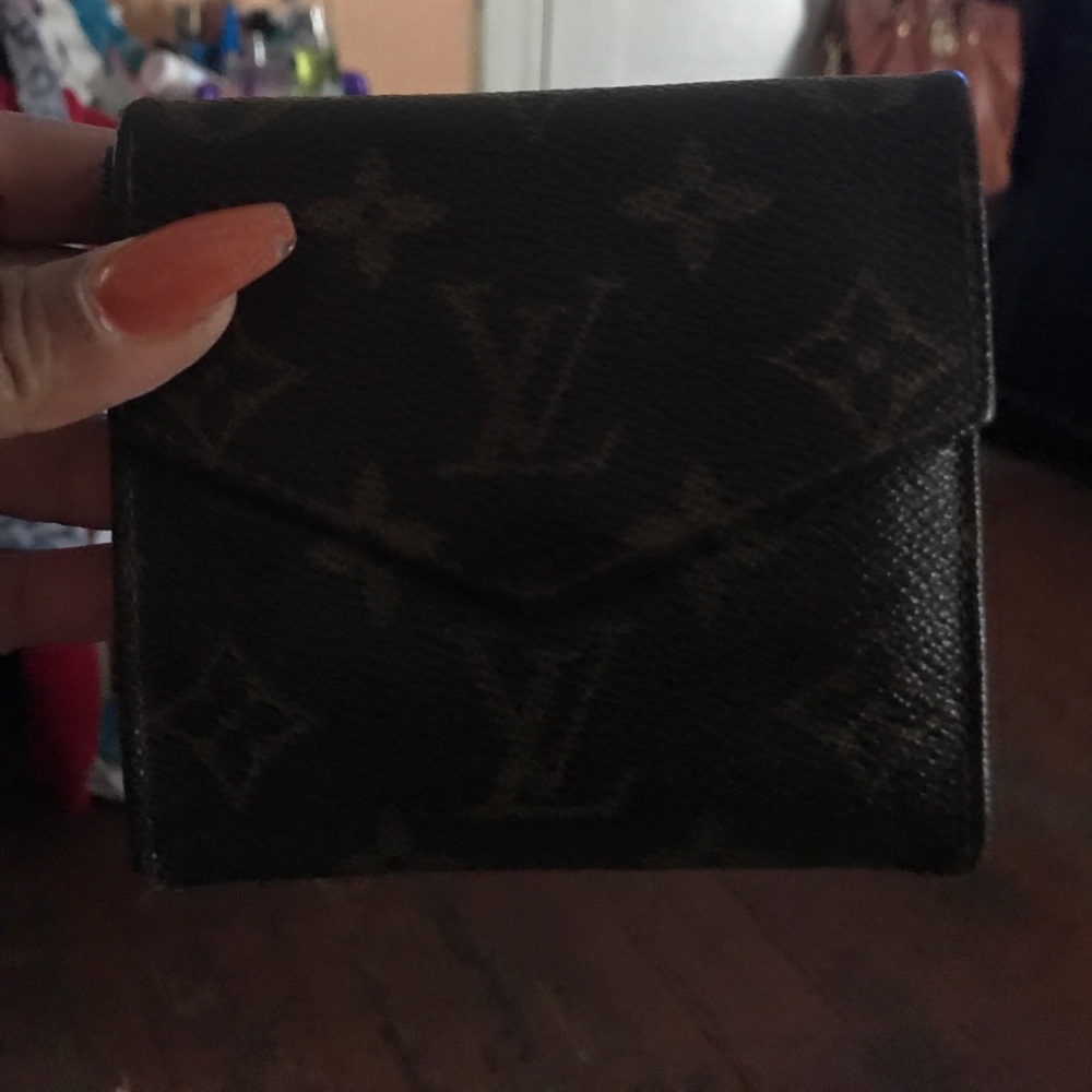 Lv wallet