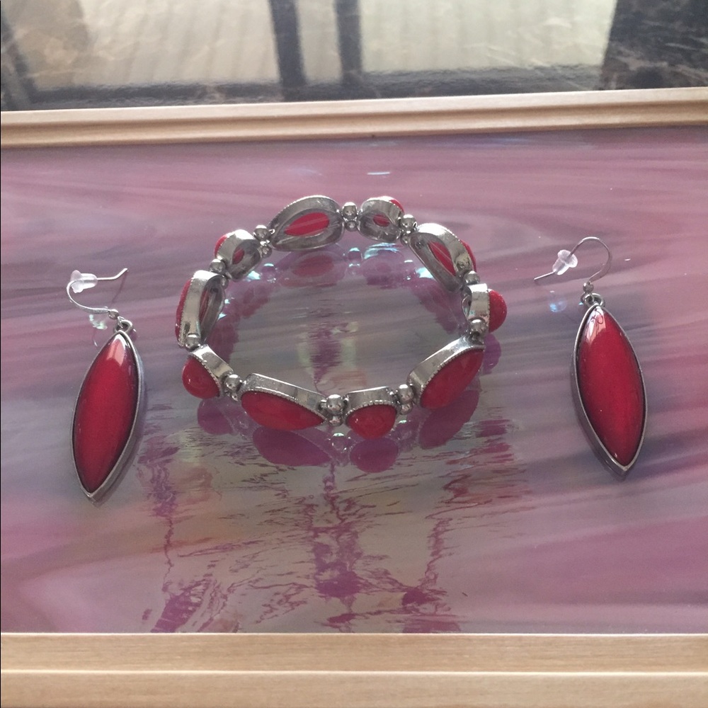 Charming Charlie bracelet and earrings.