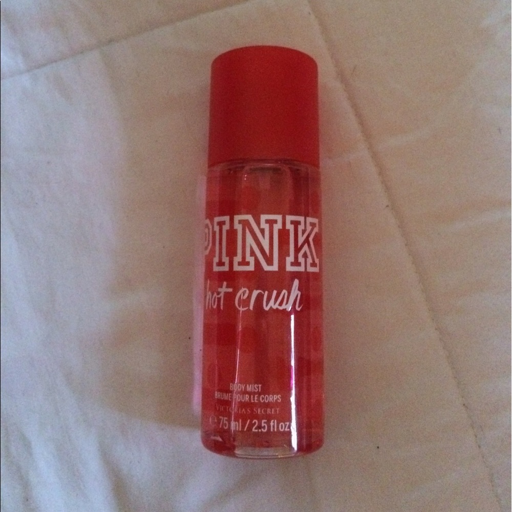 PINK body mist