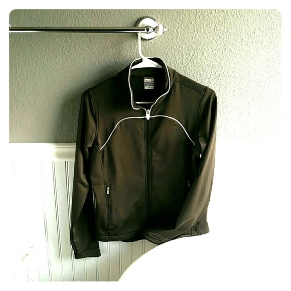 NWOT Nike Fit Dry Jacket! - Picture 2 of 5