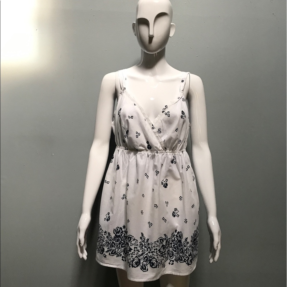 Faded Glory Sun Dress White with Flowers