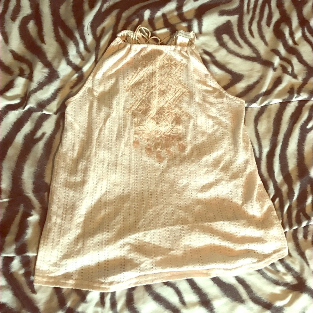 Sleeveless shirt