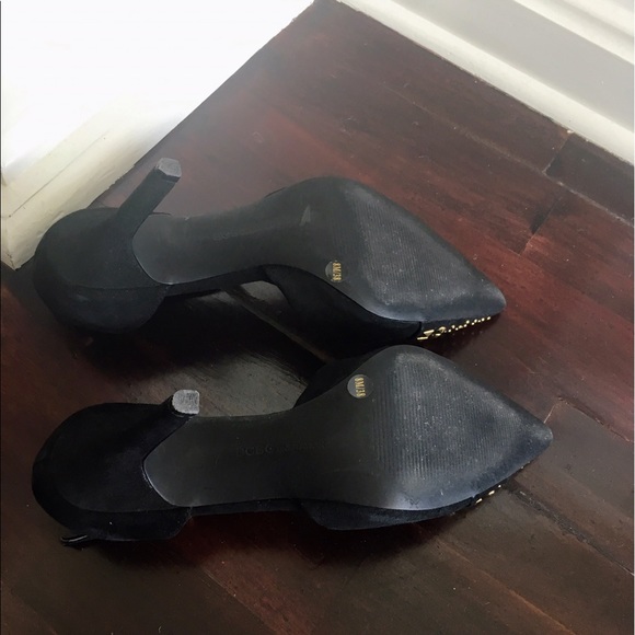 BCBG Generation black and gold stylish suede heels - Picture 3 of 4