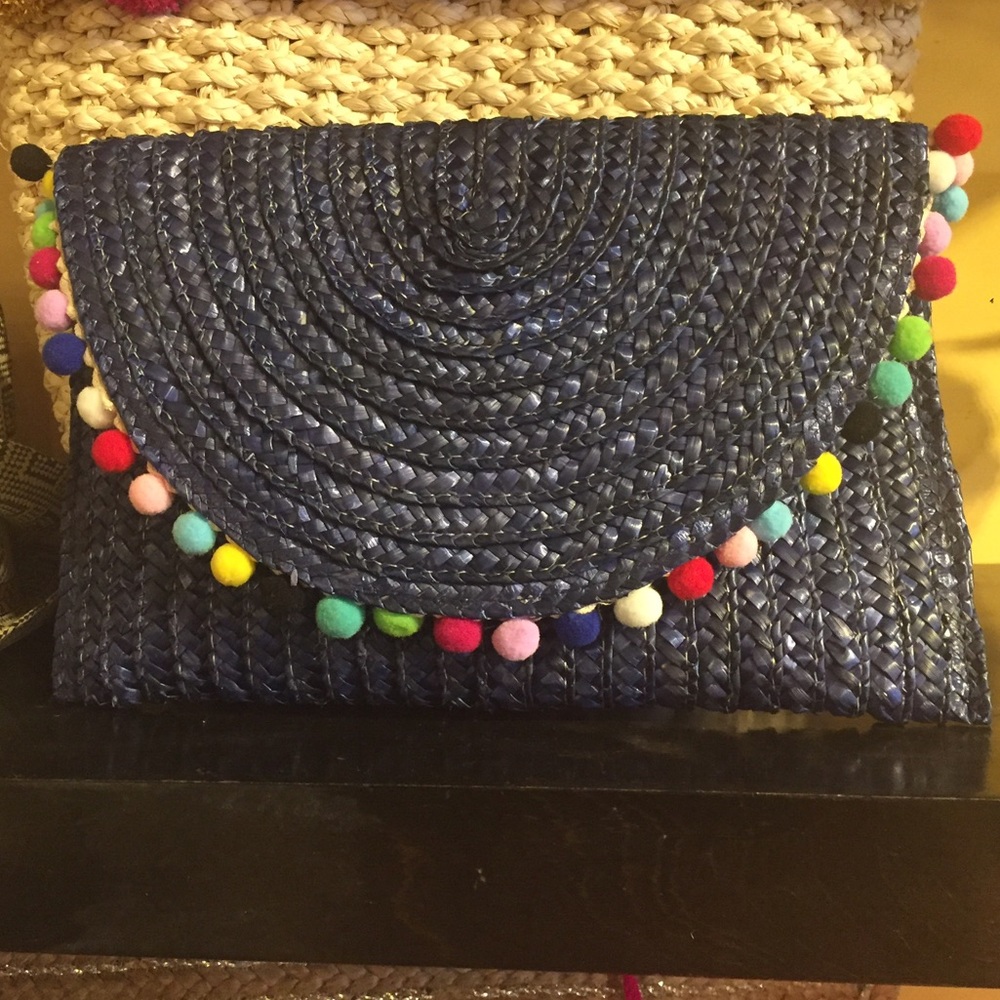 Braided Straw Clutch