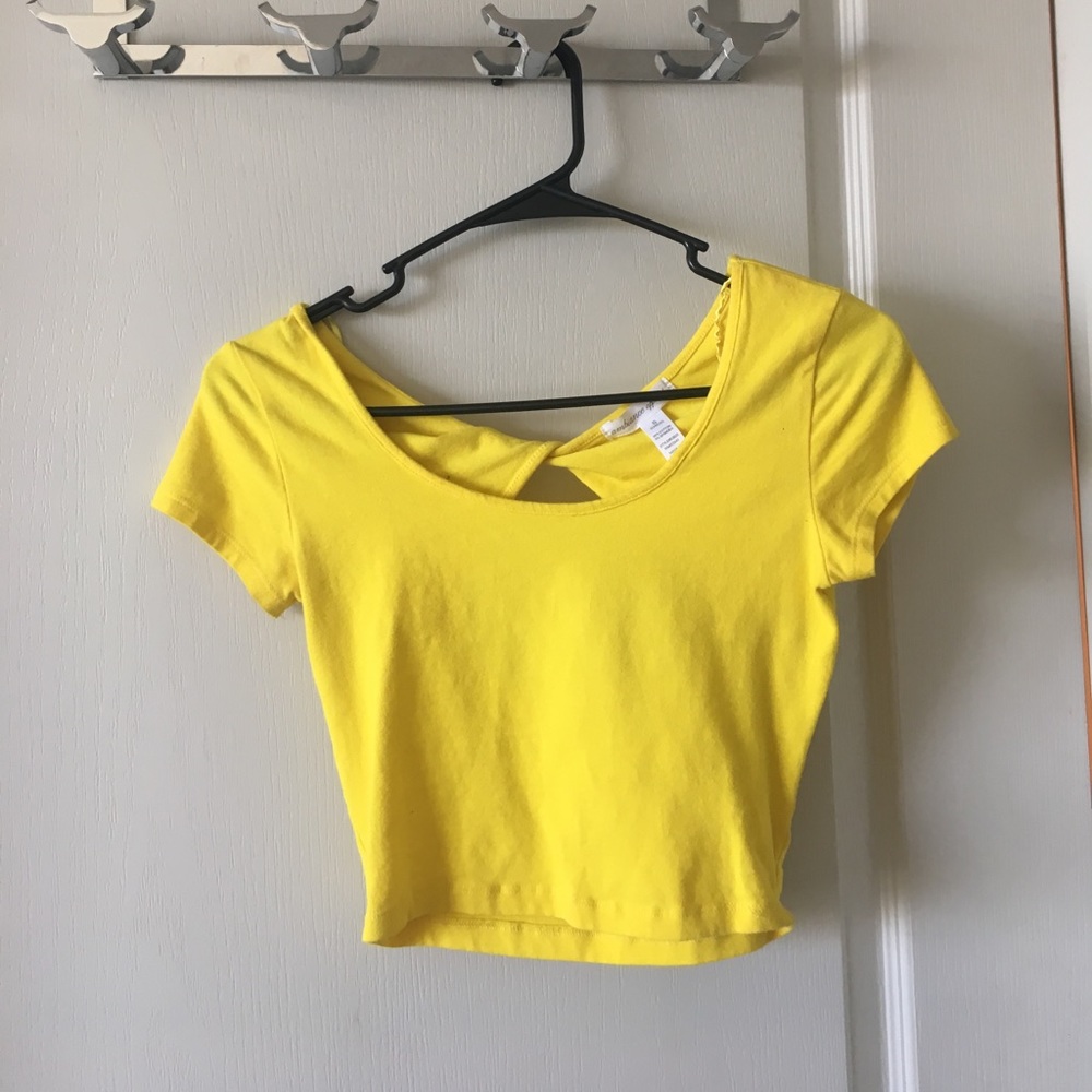 Crop top