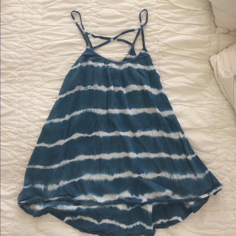 tie dye cross back shirt