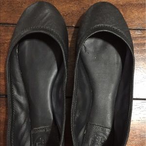 Black TB flats