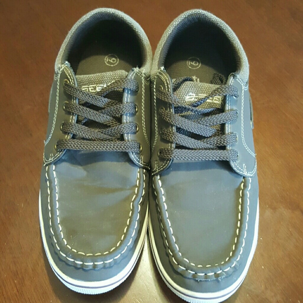 Mens shoes