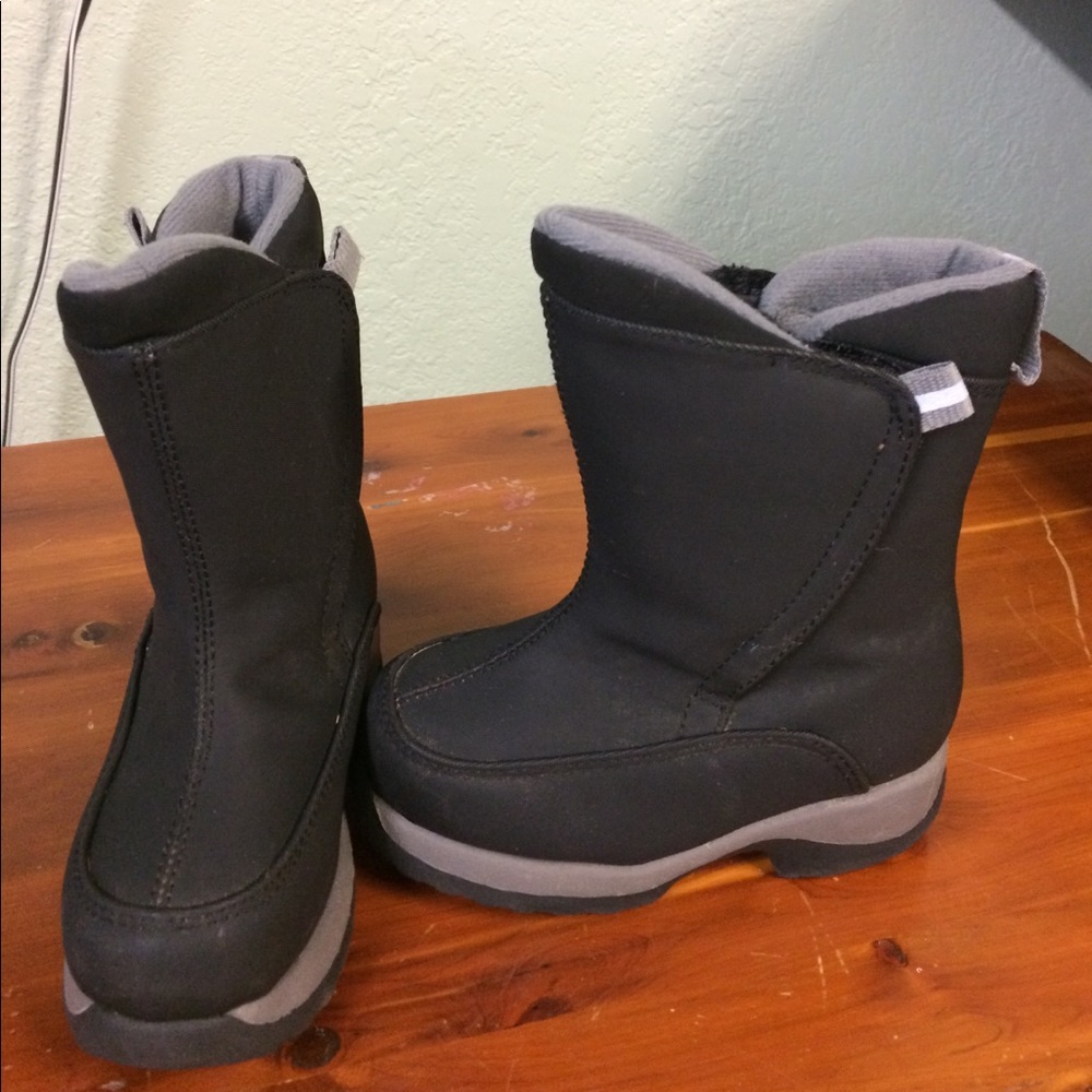 Lands end snow boots toddler size 8