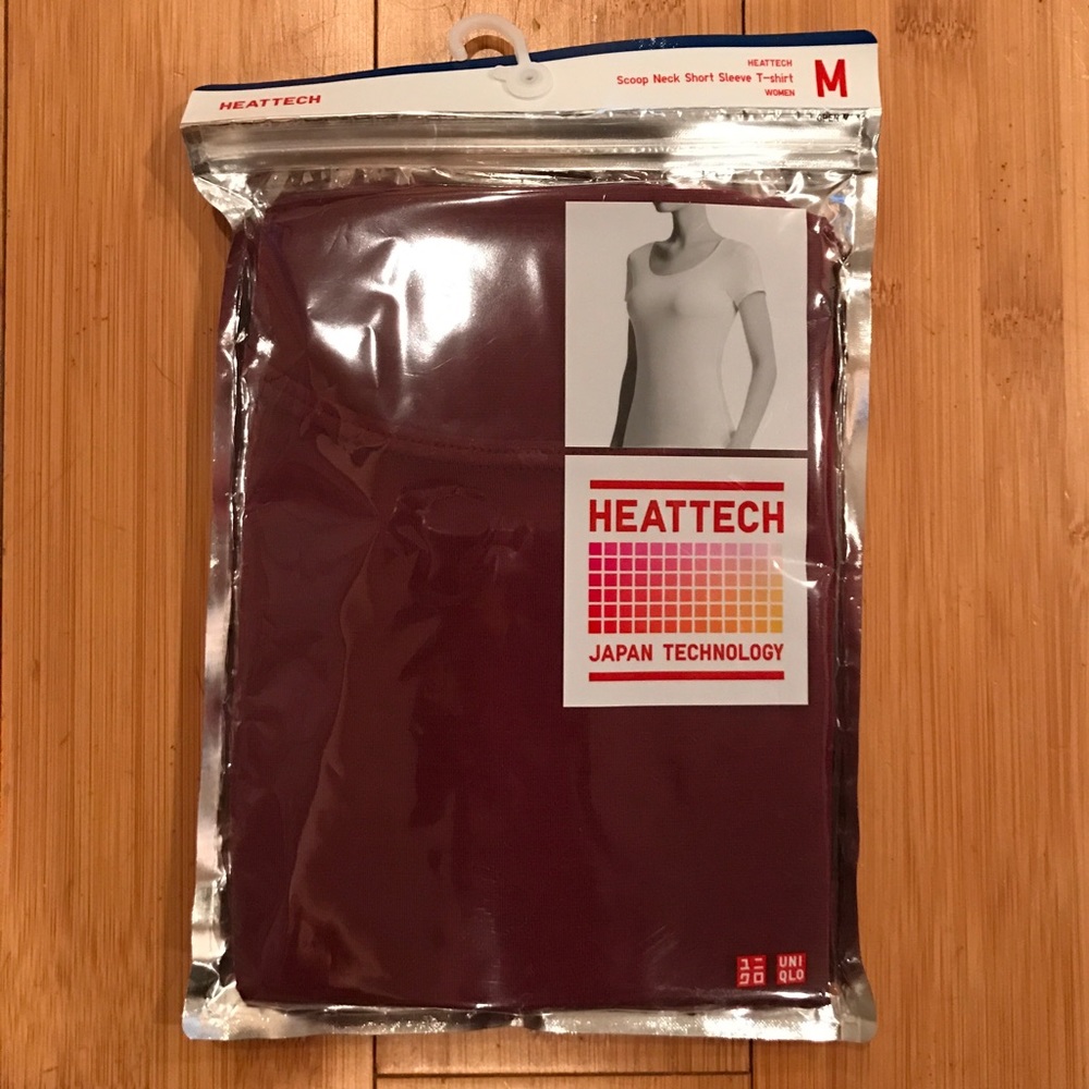 UNIQLO Womens short sleeved scoop neck tee, size M