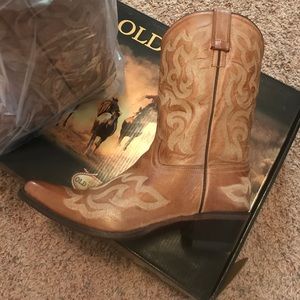 NWT Old West cowboy / western boots!