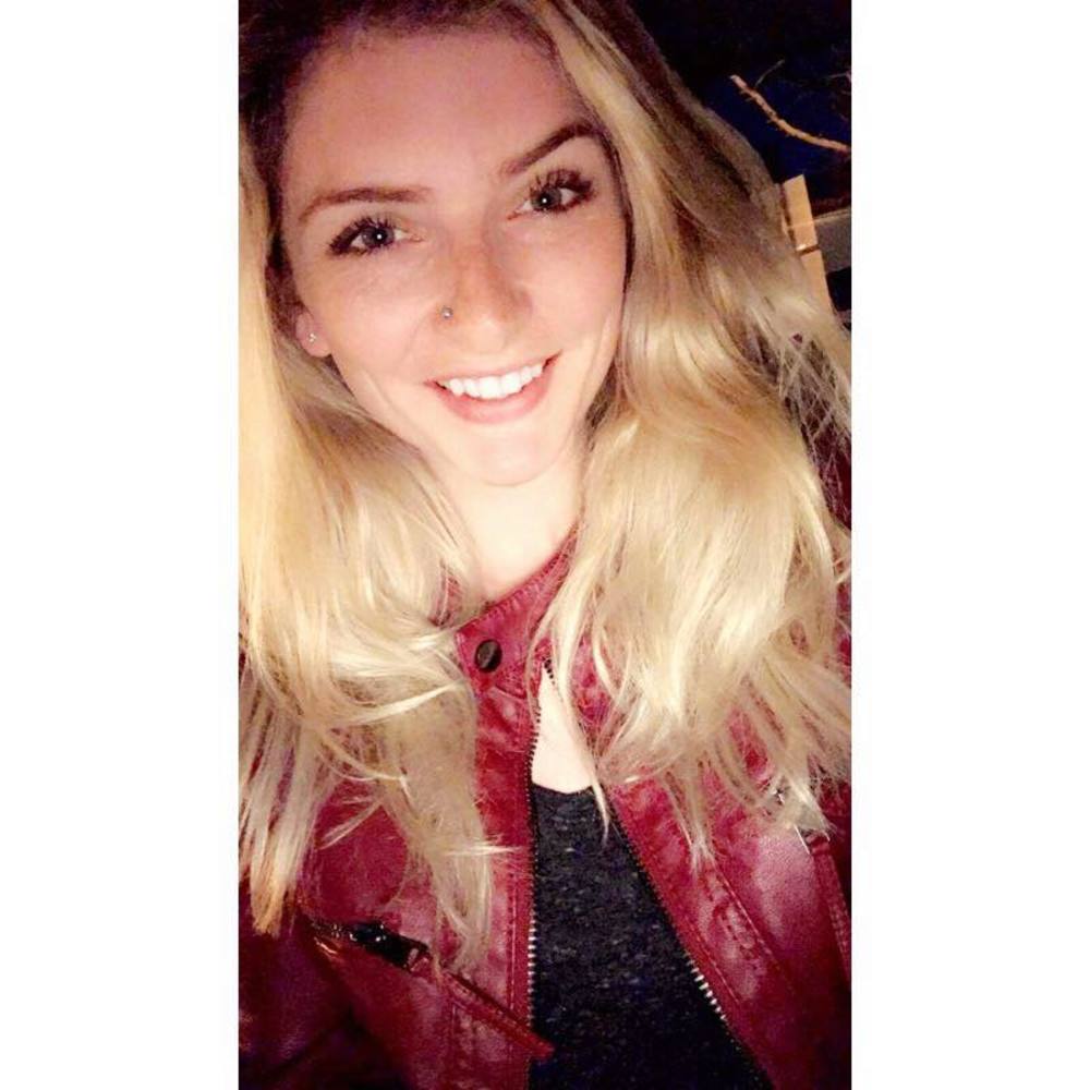 Meet your Posher, Caitlyn