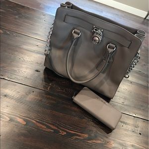 Michael Kors Hamilton Bag with Wallet