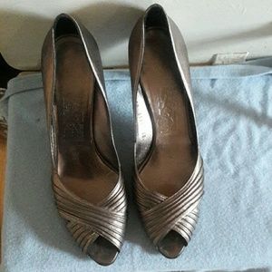 SALVATORE FERRAGAMO PEEP TOE PUMPS