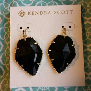 Kendra Scott Corley Earrings- Black