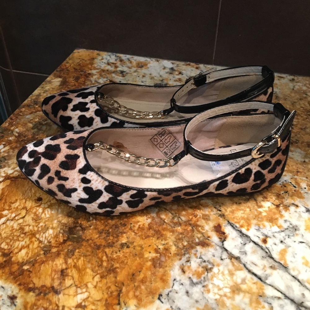 Leopard shoes