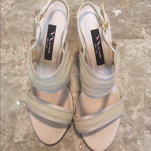 Final price Cream Nina low heal