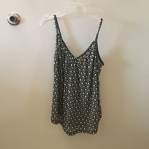 H&M black and white tank top