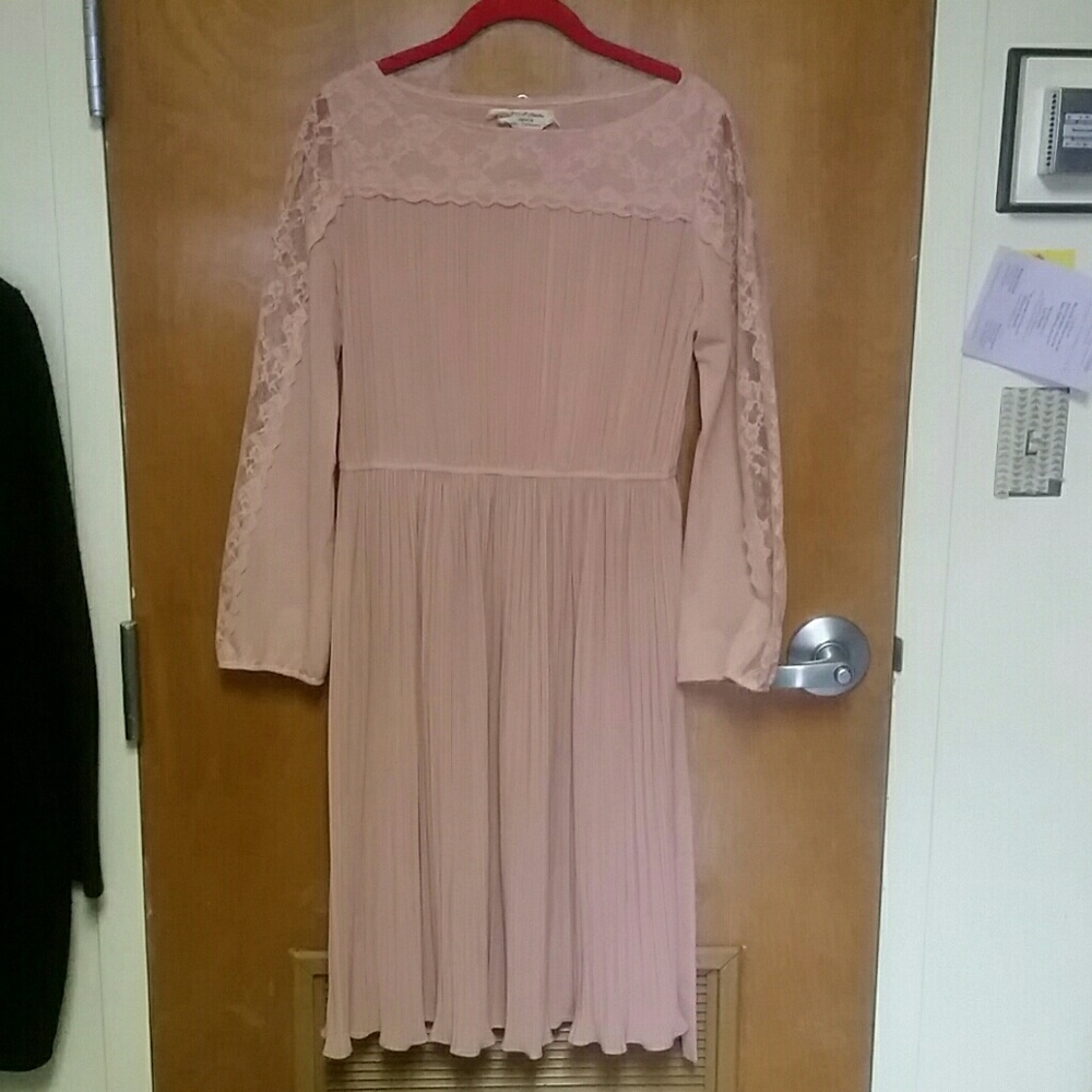 Vintage rose pink lace dress