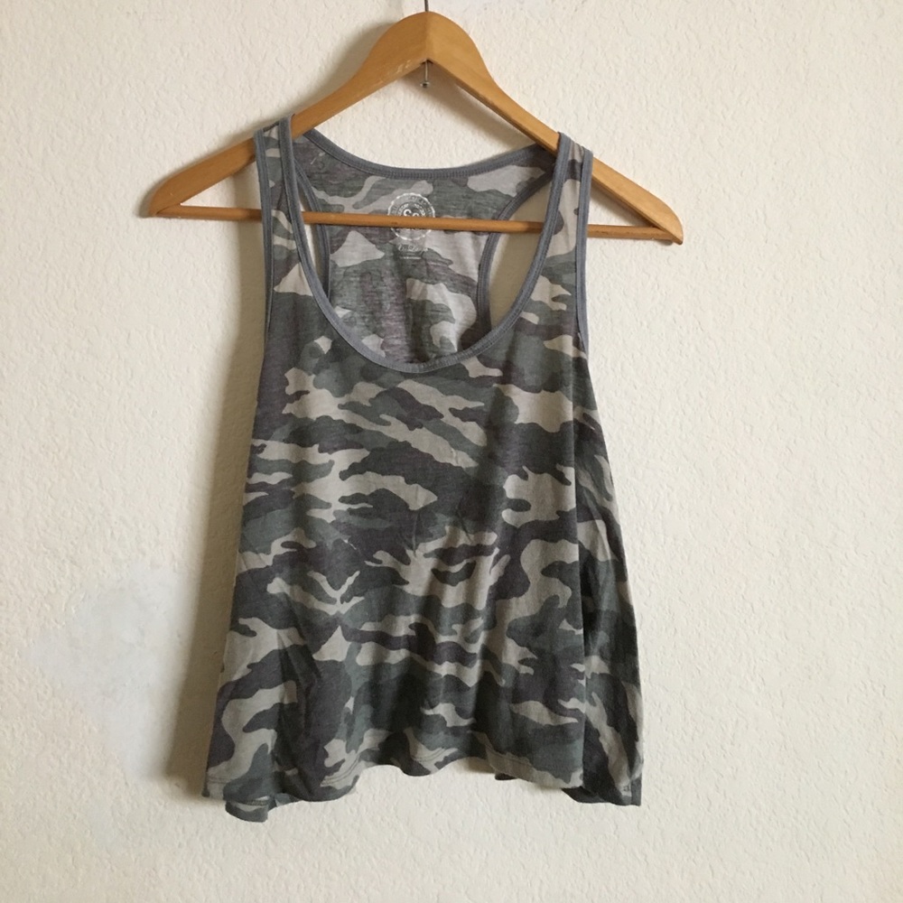 Camo tank top!