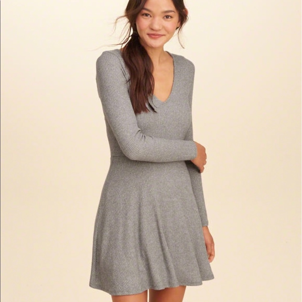 Hollister long sleeve grey dress