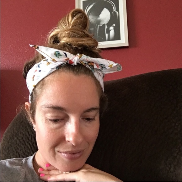 Wild Arrow Bandana Headband - Picture 6 of 6