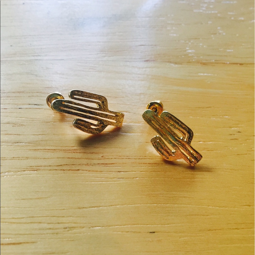 18K gold plated cactus studs