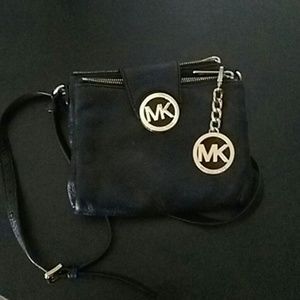 MICHAEL KORS SIDE BAG DOUBLE COMPARTED