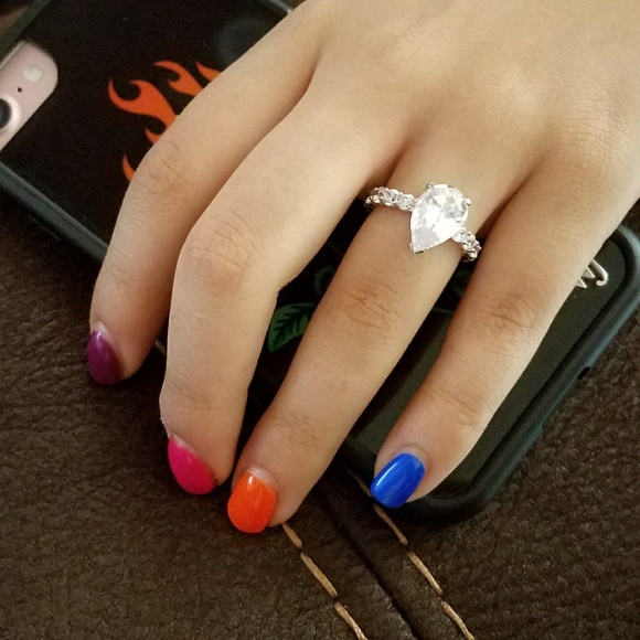 14k Solid 3ct Pear Engagement Ring 2pc set - Picture 5 of 8