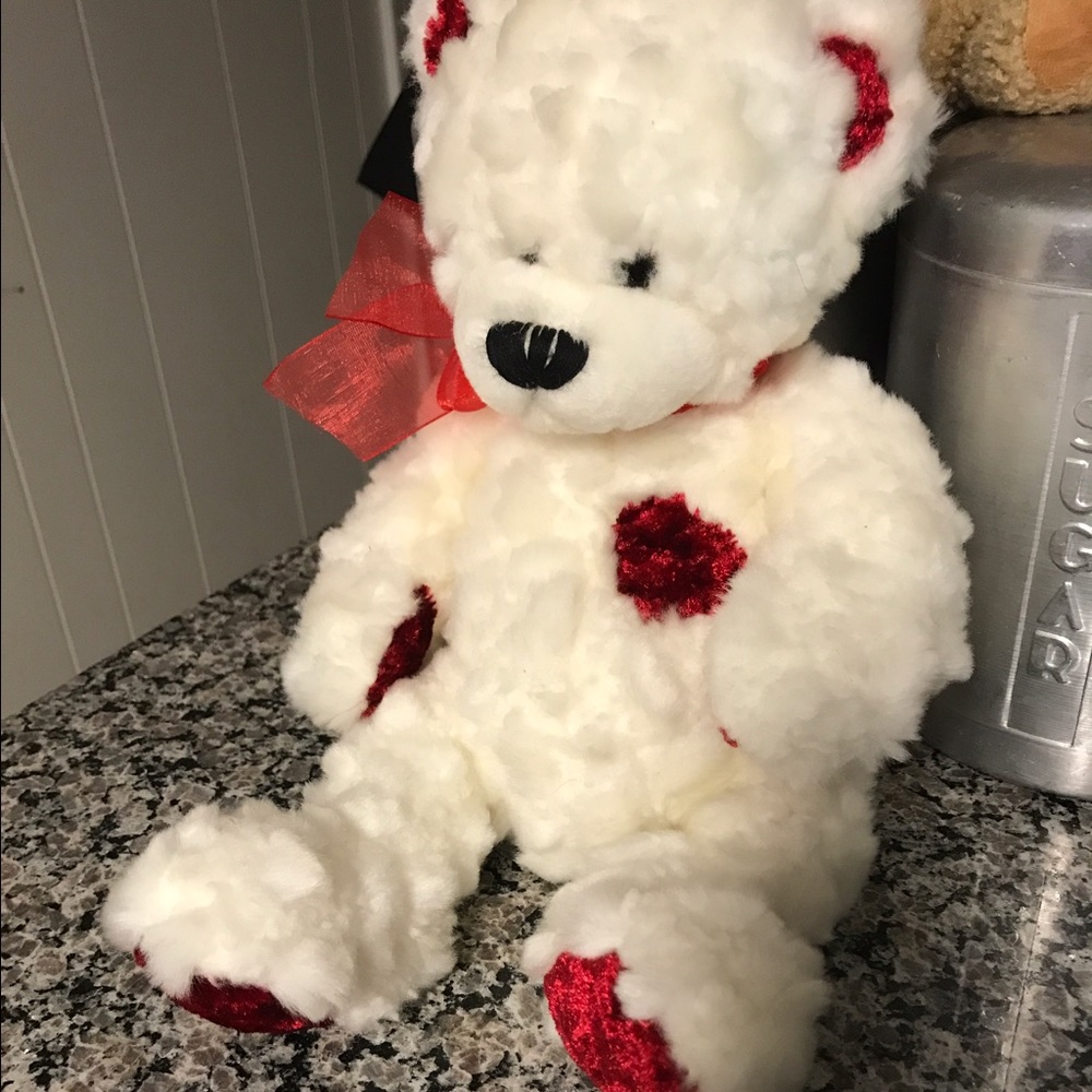 Bear Stuffed Animal💢 Donating This Weekend