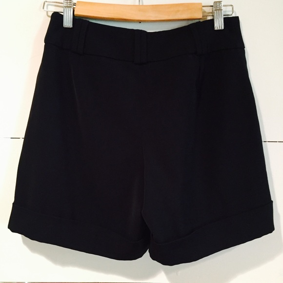 White House Black Market Shorts - Picture 6 of 6