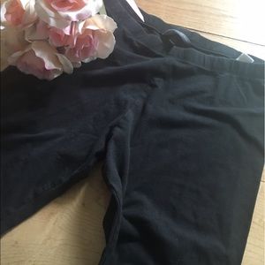 Black Victoria's Secret leggings