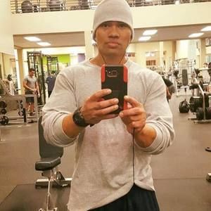 Meet your Posher, Henry