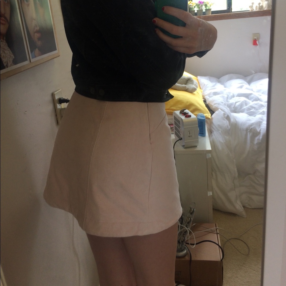 LIGHT PINK CRUSHED VELVET SKIRT