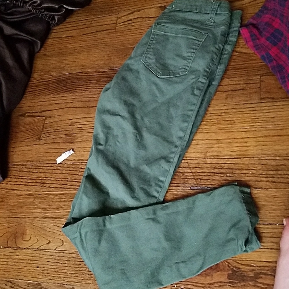 Green skinny jeans