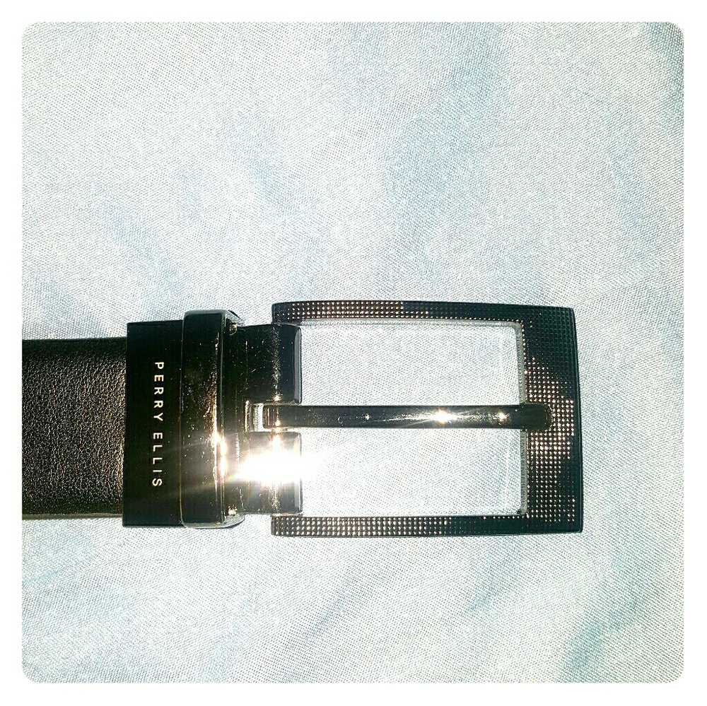 **Host Pick** Mens Perry Ellis Leather Belt
