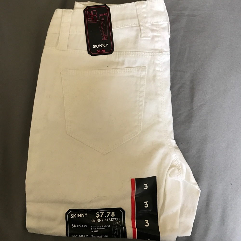 No Boundaries White Size 3 Skinny Stretch Jeans