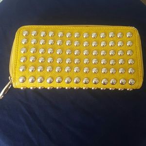 Buckle Womens Wallet