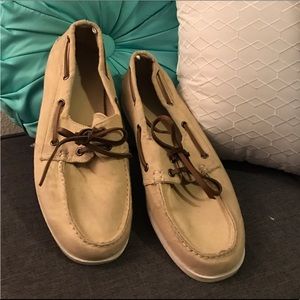 ‼️40% OFF‼️Tan Old navy Sperrys