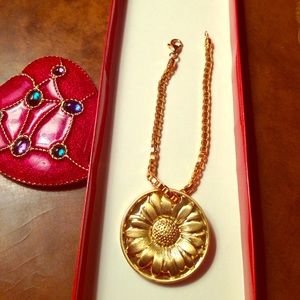 Escada gold bracelet with sunflower 🌻 charm
