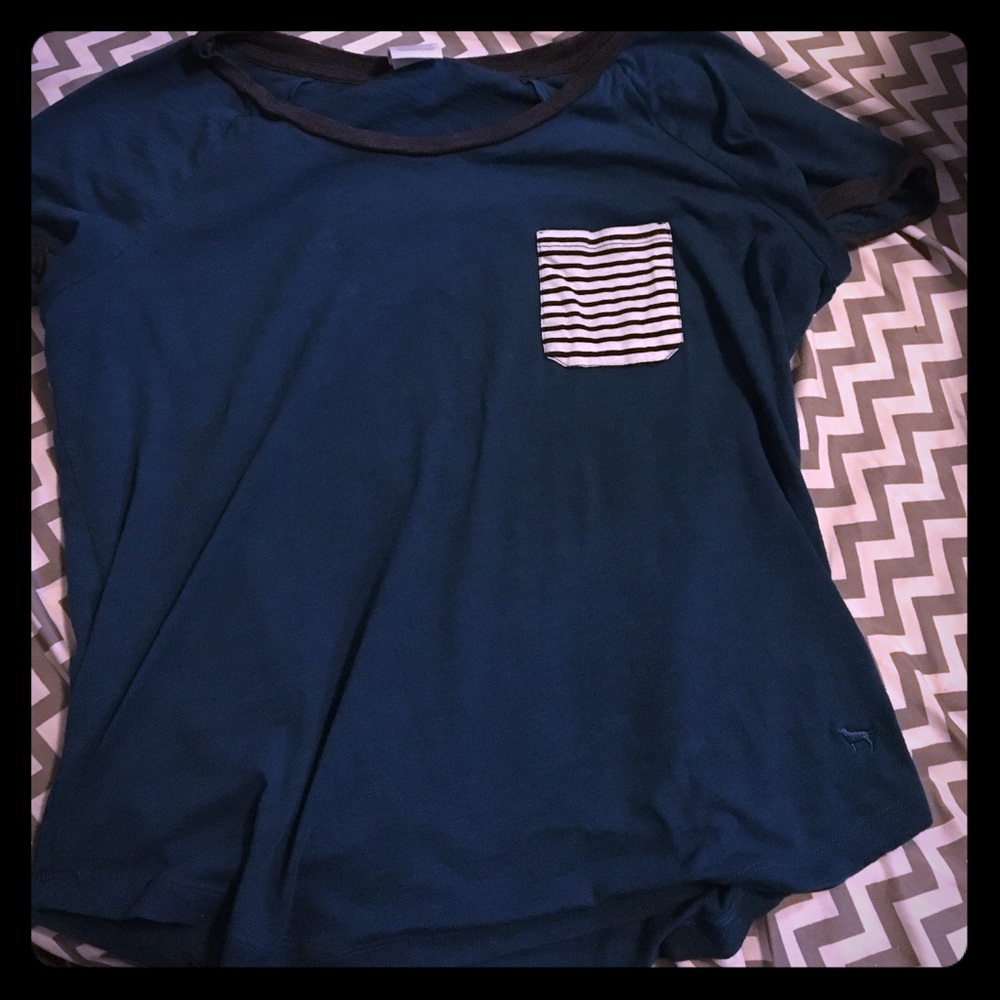 Traded - VS pink tshirt