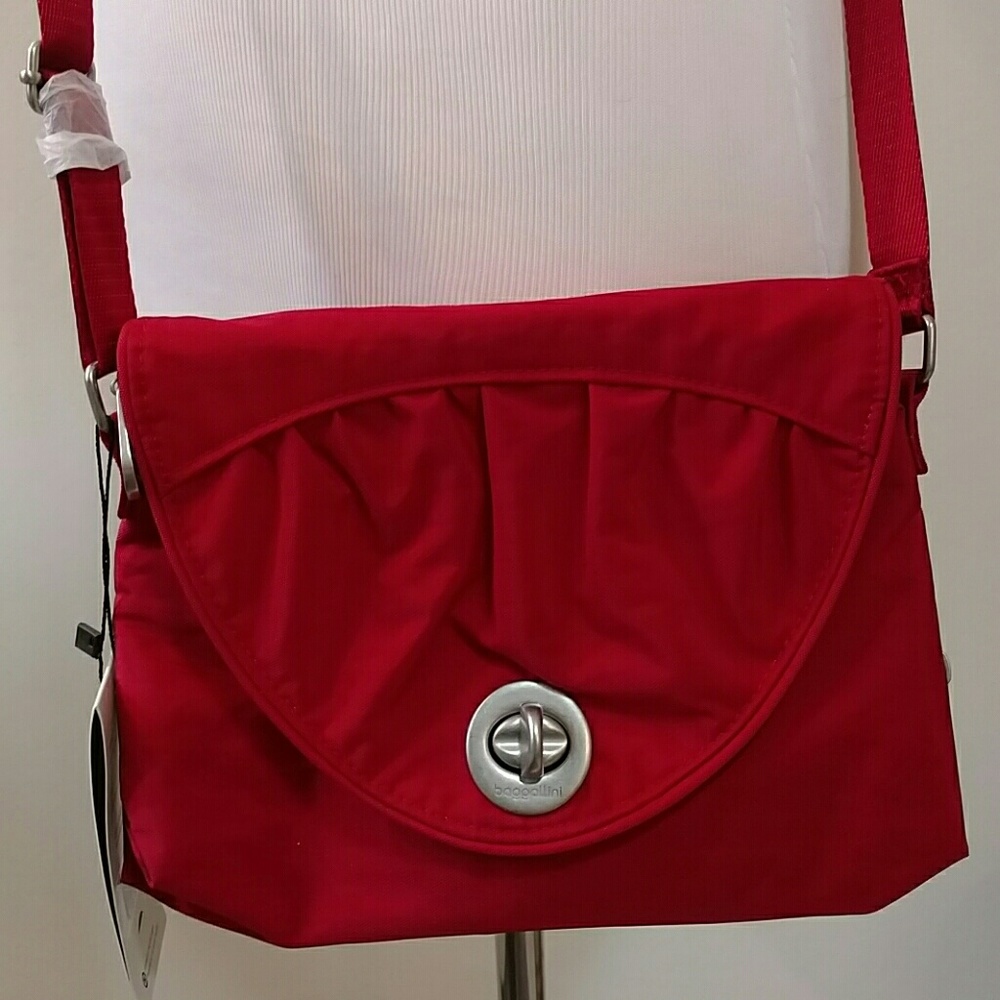 Baggallini Nassau crossbody bag