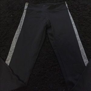Athletic leggings