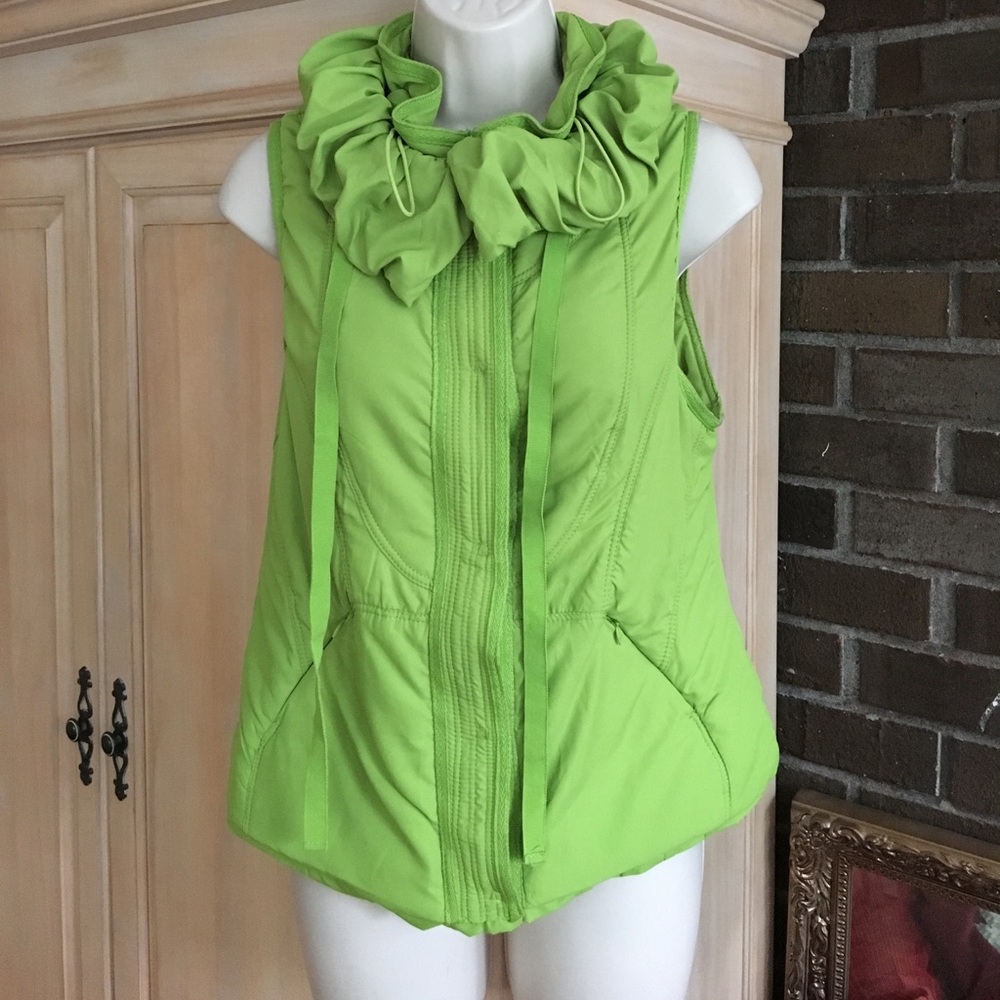Boutique Luii bright green puffer vest Sz M