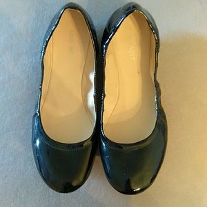 Reposh- only worn once patent leather ballet flats