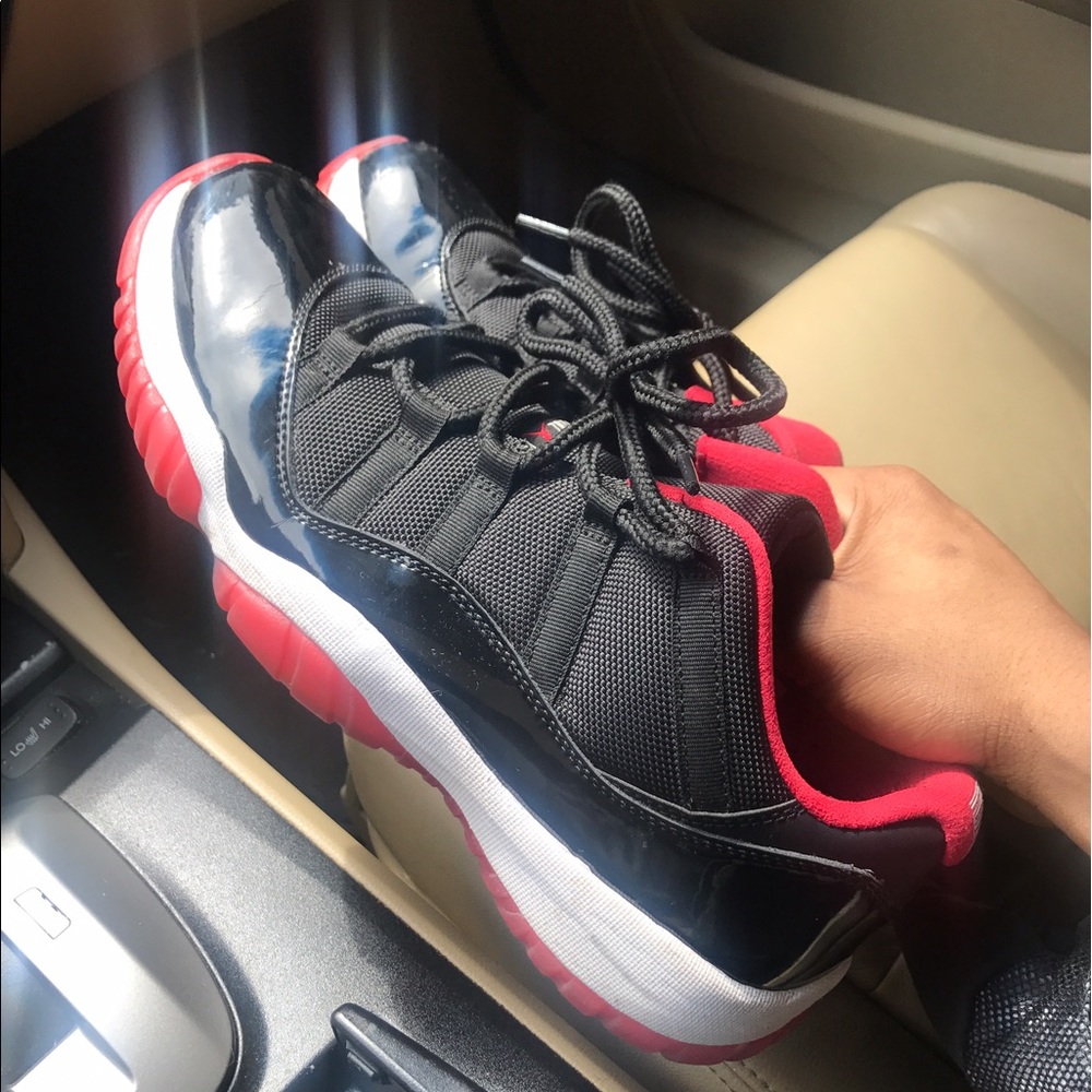 Low top Retro 11's