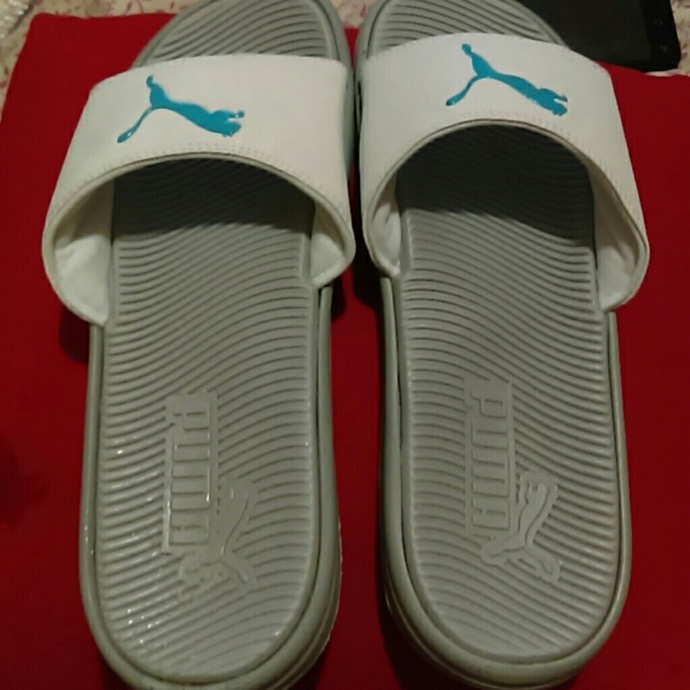 Women's slide ons