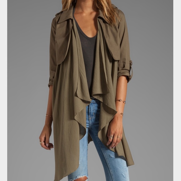 Line & Dot Flowy Trench Coal in Black - Picture 2 of 4